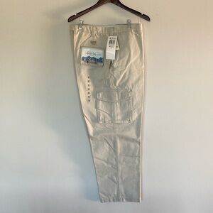 Columbia Rugged Outdoor Men’s Chino. Size 38/30. Color is Stone. NWT